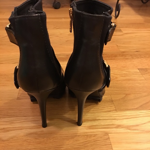 Tory Burch Black Open Toe Booties Size 9.5 - Picture 5 of 7